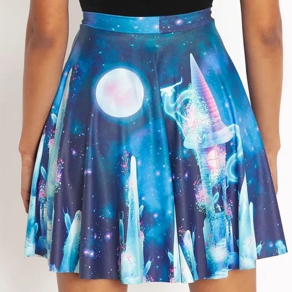Blackmilk “MAGNOLIA CASTLE POCKET Moonbound Studio SKATER SKIRT” Size Large NWT - Picture 13 of 15